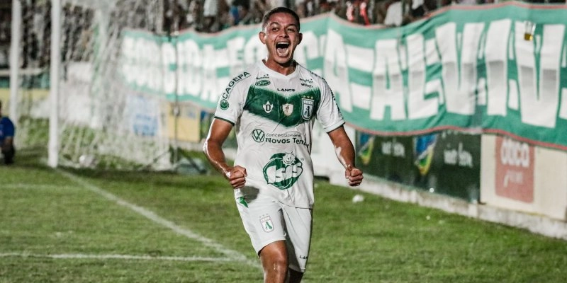 Marizão lotado empurra Sousa, que vence o Botafogo-PB na primeira partida da final do Paraibano