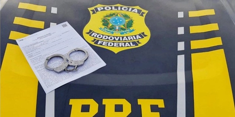 Investigado por matar ex-mulher e sogra em Cajazeiras se entrega e é preso pela PRF