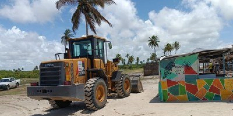 MPF orienta retirada de barracas irregulares em Ponta de Lucena e cobra ocupação sustentável