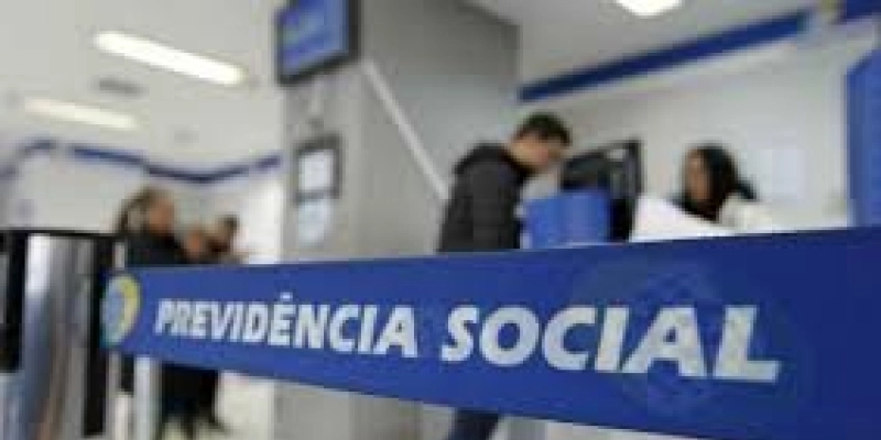 STF pede que PGR apure abuso em greve de peritos do INSS