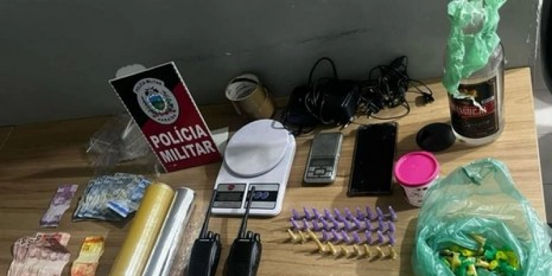 Ação da Polícia Militar resulta na apreensão de drogas e outros materiais ilícitos no Jardim Brasília, em Sousa