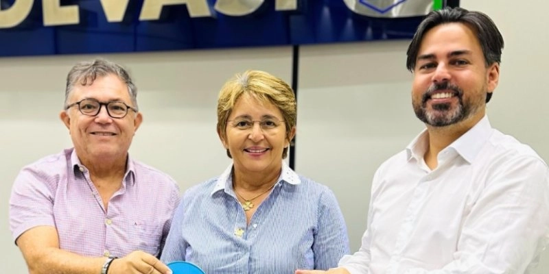 Emenda do deputado Wellington Roberto garante trator e implementos agrícolas para Uiraúna
