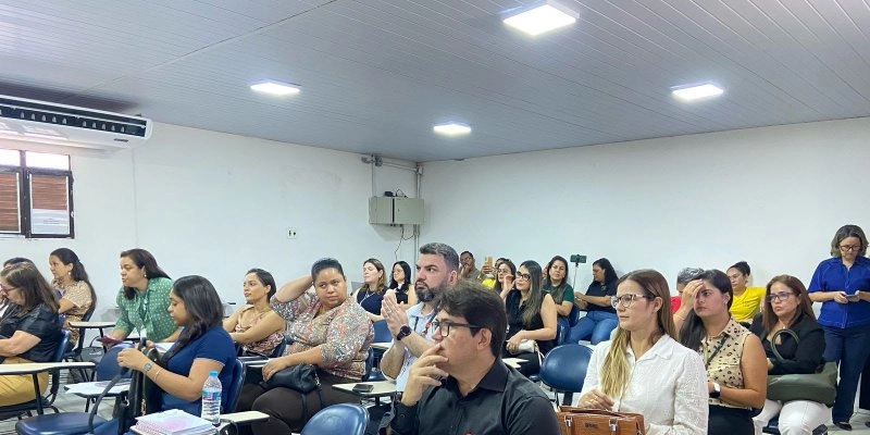 Governo da Paraíba e Ministério da Saúde promovem oficina sobre cuidados com crianças com microcefalia e suas famílias
