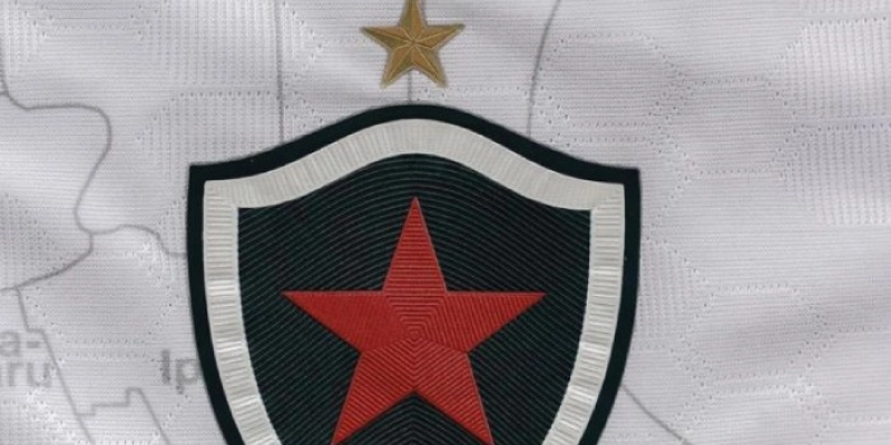 Botafogo-PB aguarda chegada de Zago e anuncia zagueiro Amorim para a Série C