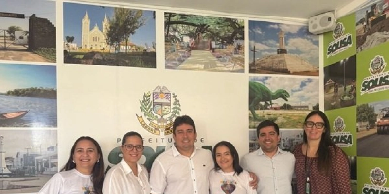 Em reunião com integrantes da Associação Movimentes, Helder Carvalho anuncia a construção do Centro Educacional Terapêutico