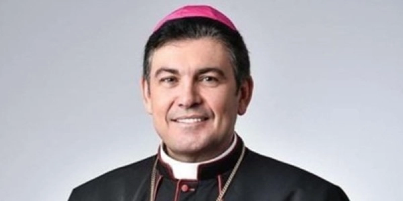 Helder Carvalho, prefeito de Sousa, a Terra do Milagre Eucarístico, dá boas-vindas ao novo Bispo da Diocese de Cajazeiras, Dom Francisco de Assis Gabriel
