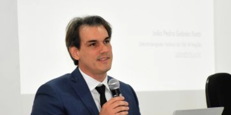 Canabidiol não é medicamento, é produto, diz juiz federal em webinário da Esma