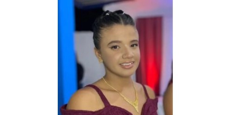 Adolescente morre eletrocutada ao atender celular conectado à tomada durante o banho, na Paraíba