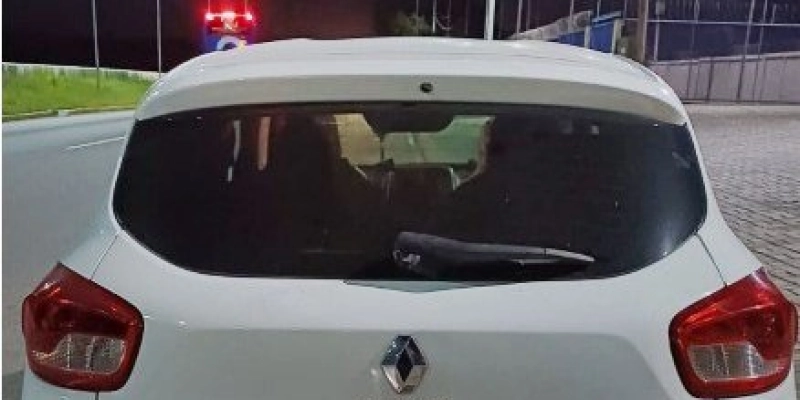 PRF recupera veículo com registro de roubo e prende condutor na Paraíba