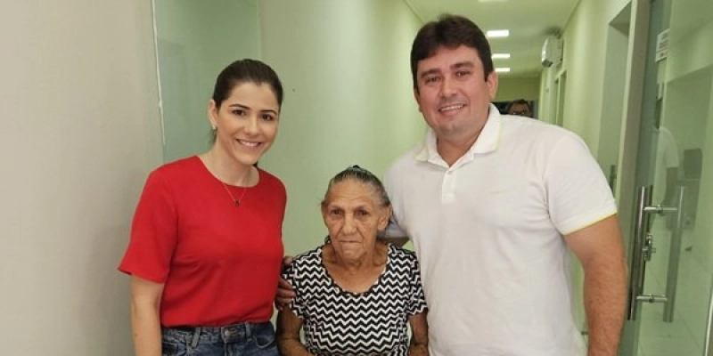 Helder Carvalho participa de ação de entrega de cestas de alimentos e destaca lado social da gestão