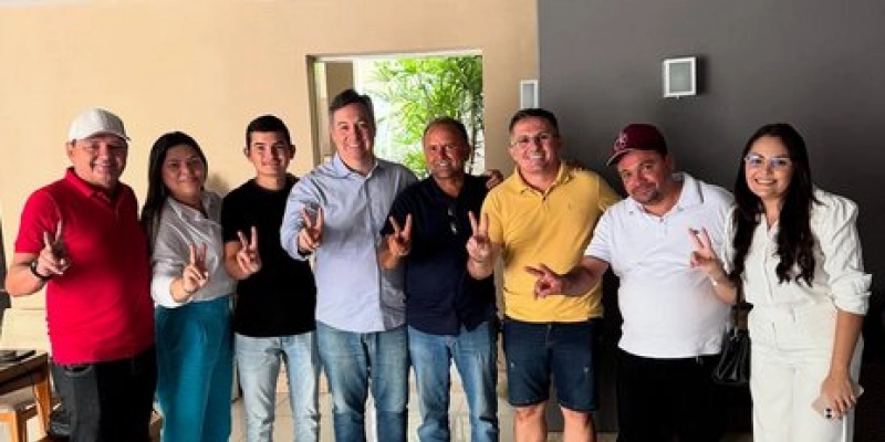 Júnior Araújo recebe apoio da oposição de Santa Helena e destaca investimentos no município