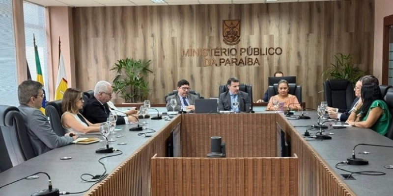 Controle de constitucionalidade: PGJ apresenta projeto a promotores de JP