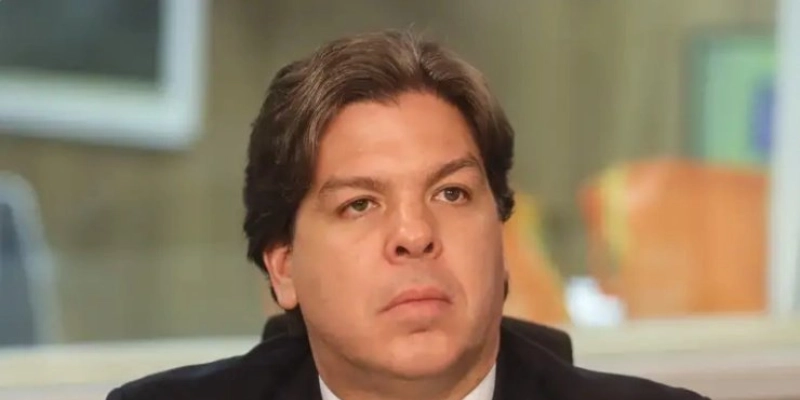 Com apoio de Efraim e Alcolumbre, Frederico Siqueira substitui Pedro Lucas e vira ministro