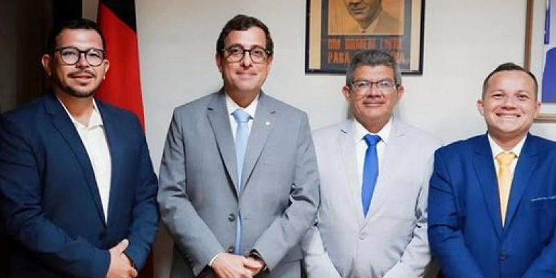 Deputado Gervásio Maia recebe vereadores para discutir investimentos em municípios paraibanos