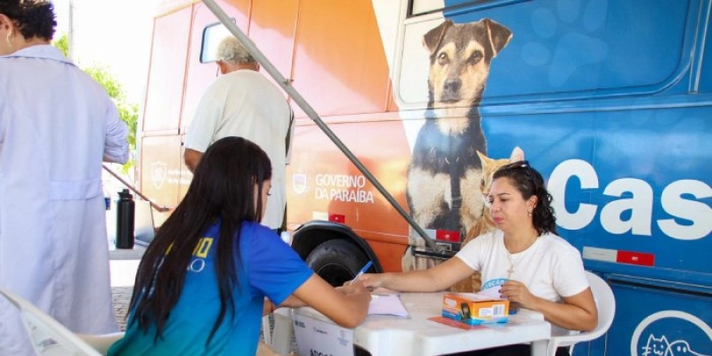 Abril Laranja: Governo da Paraíba promove ações de proteção animal em João Pessoa e Campina Grande