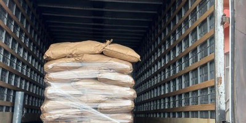 PF e Receita Federal combatem descaminho de leite em pó na fronteira com a Argentina