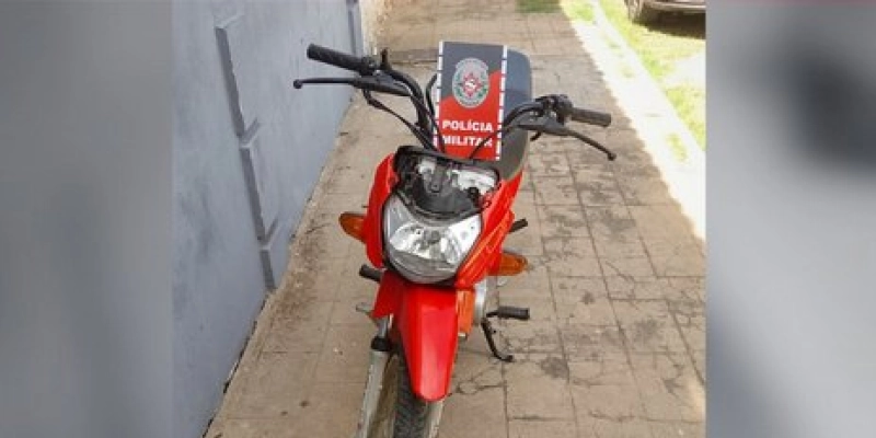 Moto furtada é recuperada em ação da Polícia Militar na cidade de São Bento