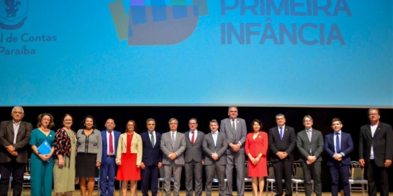 TCE formaliza Pacto pela Primeira Infância com prefeitos e signatários em ato solene no Pedra do Reino