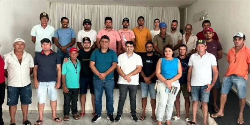 Vieirópolis terá Casa do Mel e novo veículo para apicultores, anuncia prefeito