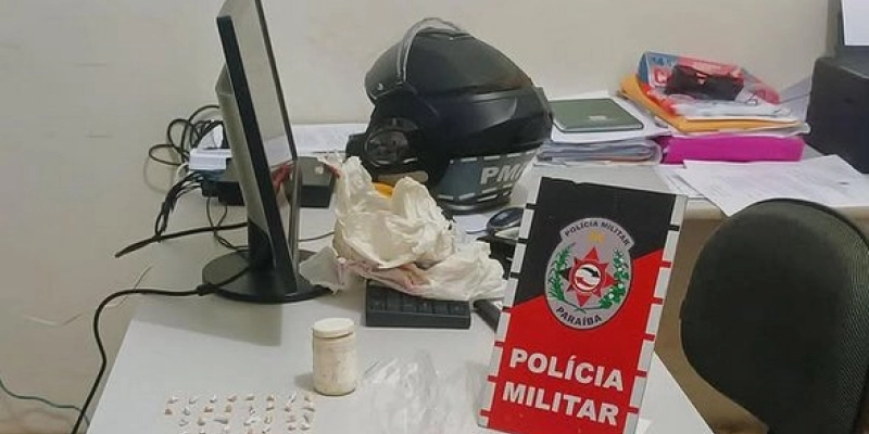 Polícia Militar conduz homem por tráfico de entorpecentes no Bairro Nova Vida, em Pombal