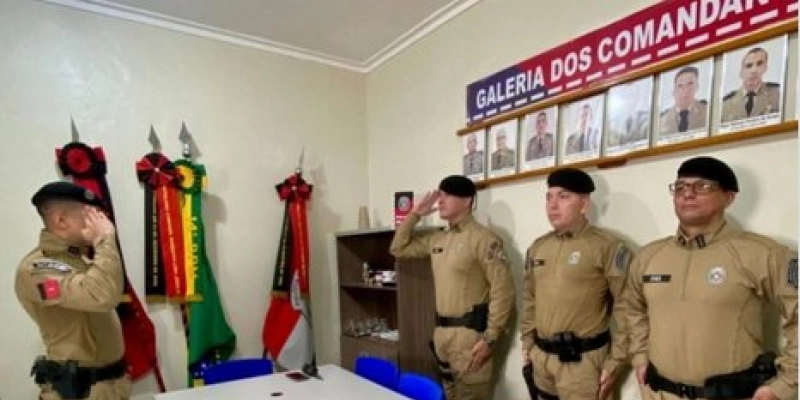 2° Tenente Arthur se apresenta ao Comando do 14° BPM para sua primeira unidade de serviço após concluir o CFO
