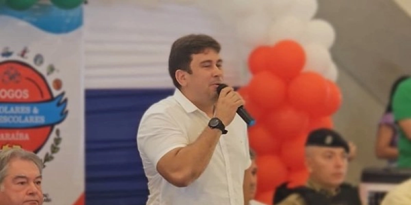 Em Sousa, prefeito Helder Carvalho participa de evento de abertura dos Jogos Escolares e Paraescolares 2025