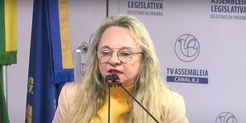 Ex-prefeito de Cajazeiras é cortejado para disputar mandato federal por nova sigla