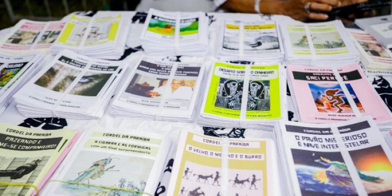 Feira de Cordel apresenta cordelistas Mané Gostoso, Claudete Gomes e show do Forró do Escurinho