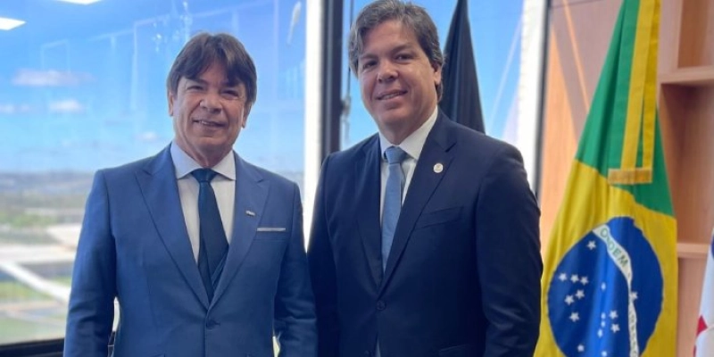 Presidente da FIEPB participa, em Brasília, da posse do novo ministro das Comunicações