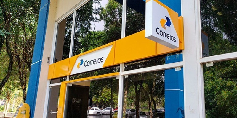 Servidor dos Correios é flagrado desviando encomendas em São João do Cariri
