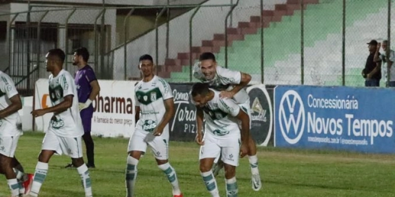 Sousa goleia Ferroviário e vence a primeira na Série D com estreia de Francisco Diá