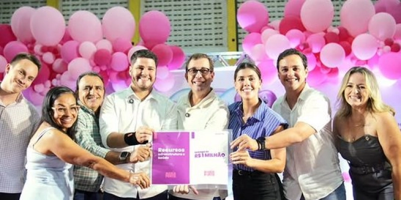 Gervásio Maia participa da Festa das Mães em Arara