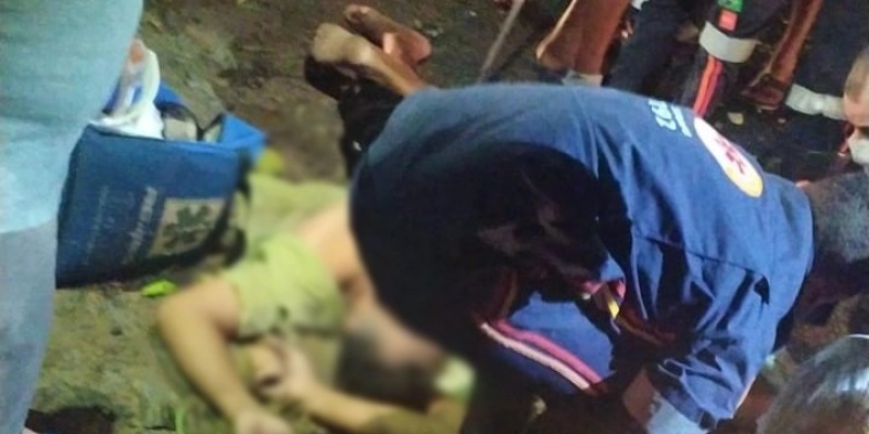 Colisão entre motos e caminhão deixa um morto e um ferido em Cajazeiras