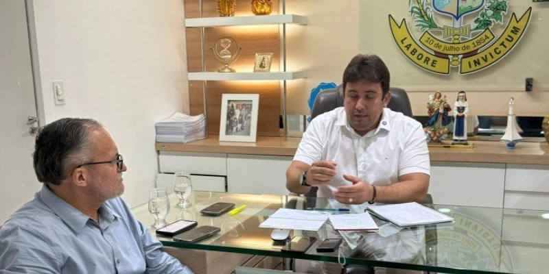 Em entrevista ao REPORTERPB, Helder revela plano para transformar entrada de Sousa em polo turístico; “vai ser realmente belíssima”. assista