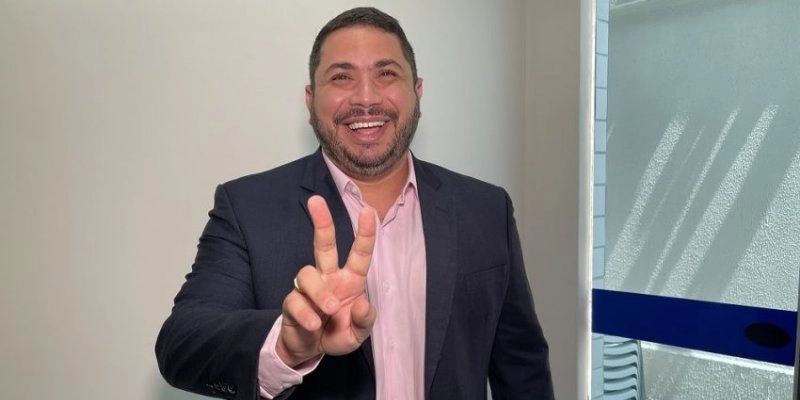 Após racha com vice, Lucas Braga é alvo de críticas de Júnior do Peixe: “Postura covarde”