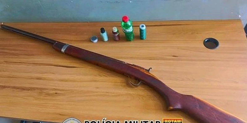 Polícia Militar apreende arma de fogo, após denúncia, no Assentamento Zequinha, em Sousa