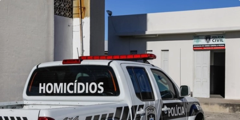Assalto termina em confronto armado com a polícia e deixa um morto e quatro feridos em Campina Grande