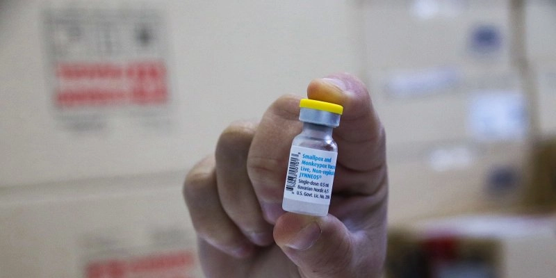Paraíba recebe novas doses da vacina contra Mpox destinadas às pessoas vivendo com HIV/Aids