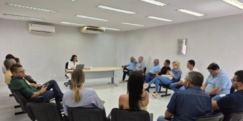 MP se reúne com gestores de Pedras de Fogo e PM para otimizar comunicação