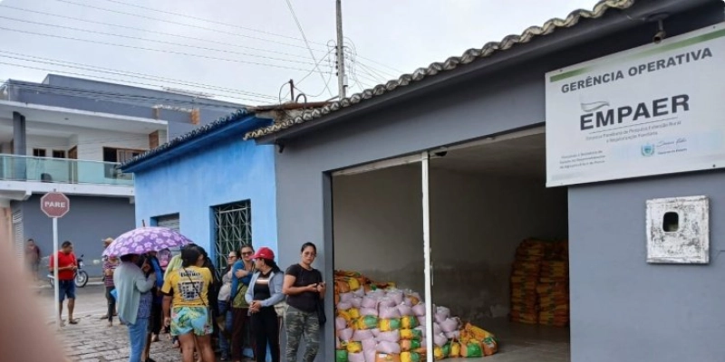 Governo da Paraíba distribui sementes com agricultores familiares do Brejo e Curimataú