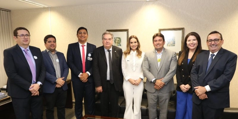 Sousa receberá R$ 2,5 milhões para saúde após articulação de Lindolfo Pires em Brasília
