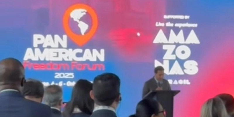 Deputado Jutay Meneses representa Paraíba em fórum internacional nos EUA