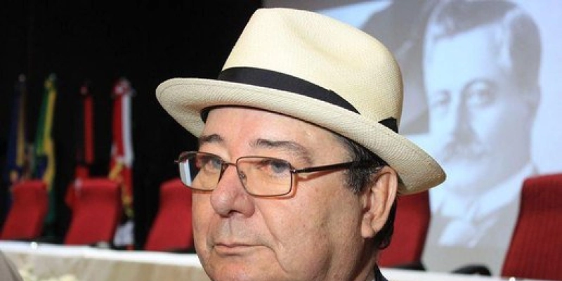 Assembleia decreta luto de 3 dias pelo falecimento do ex-presidente da ALPB Arthur Cunha Lima