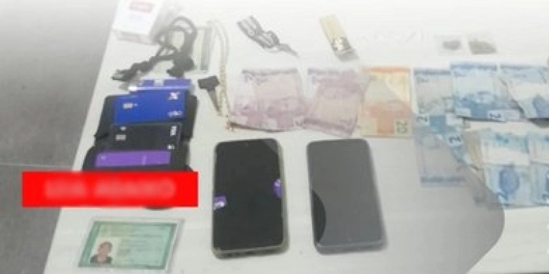 Polícia Militar apreende entorpecentes e conduz homens à Delegacia por tráfico de drogas em Cajazeiras
