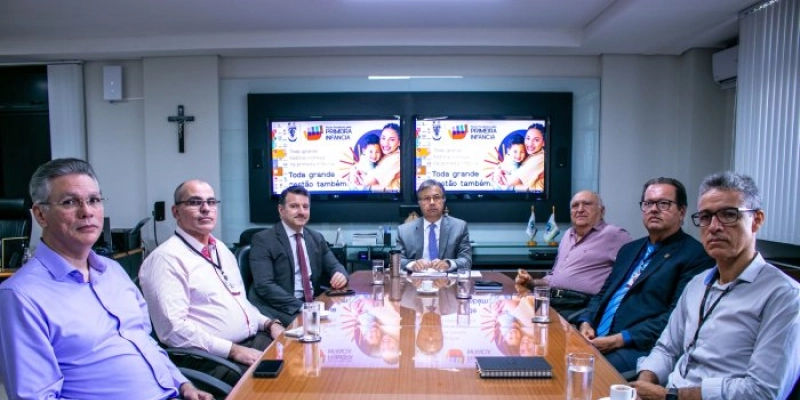 TCE e MPPB fortalecem parceria para fiscalizar contratações temporárias e gastos com festas nos municípios