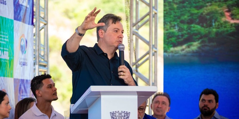 “Aqui nasce segurança hídrica e esperança”: Júnior Araújo celebra entrega de obra em Engenheiro Ávidos ao lado da prefeita Corrinha e do ministro Waldez Góes