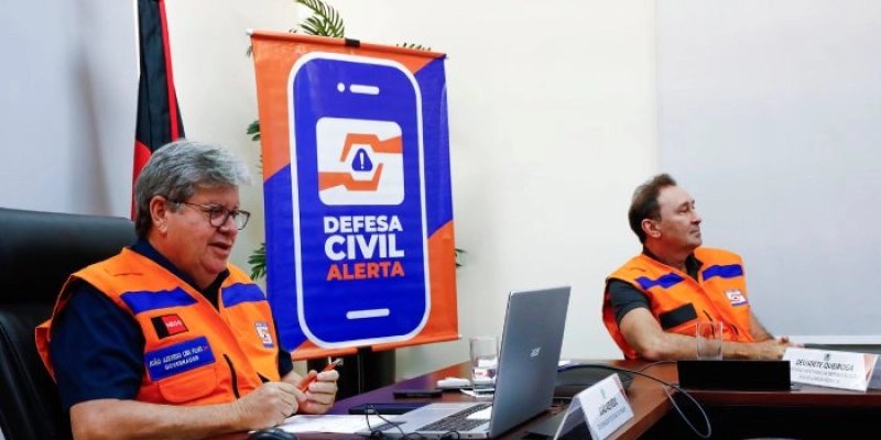 João Azevêdo, juntamente com Lula, participa de ativação do novo sistema Defesa Civil Alerta no Nordeste