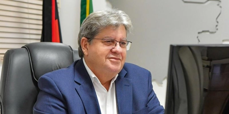 “Não tem chapa fechada”, afirma João Azevêdo e reforça clima de articulação
