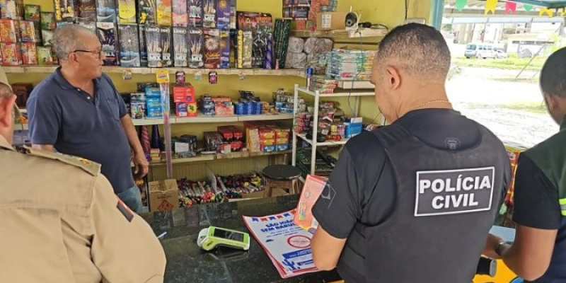 Polícia Civil fiscaliza cumprimento da lei que proíbe fogos com estampido durante festas juninas