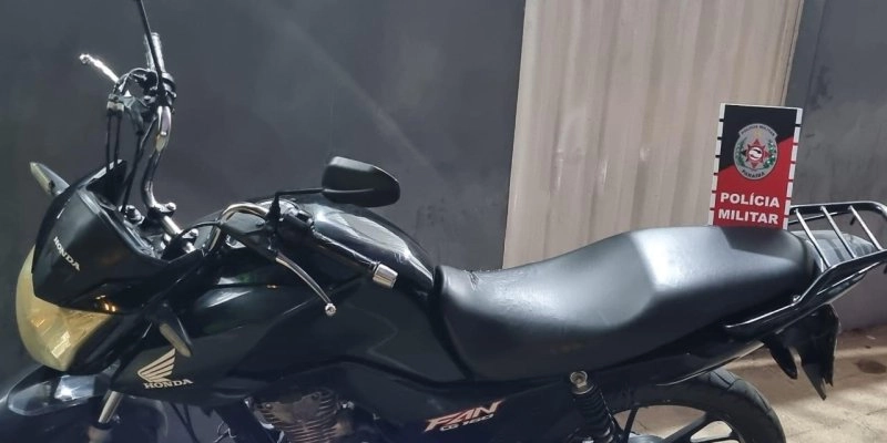 Polícia militar apreende moto adulterada, em Paulista 